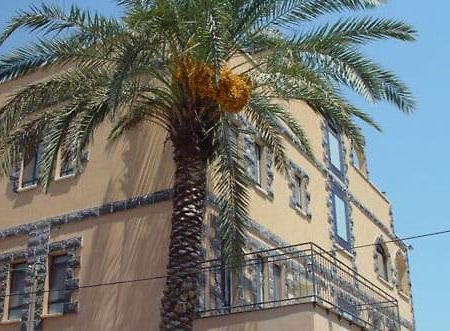 Ahva 17 Hotel Tiberias Buitenkant foto