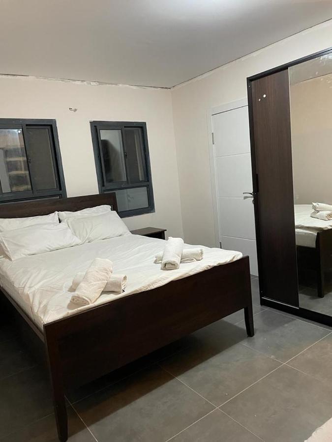 Ahva 17 Hotel Tiberias Buitenkant foto